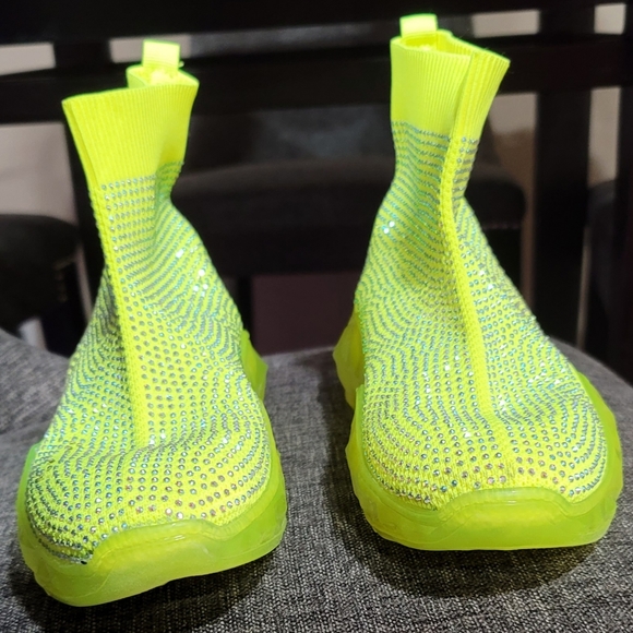 Neon Yellow/Green sneakers - Picture 2 of 4